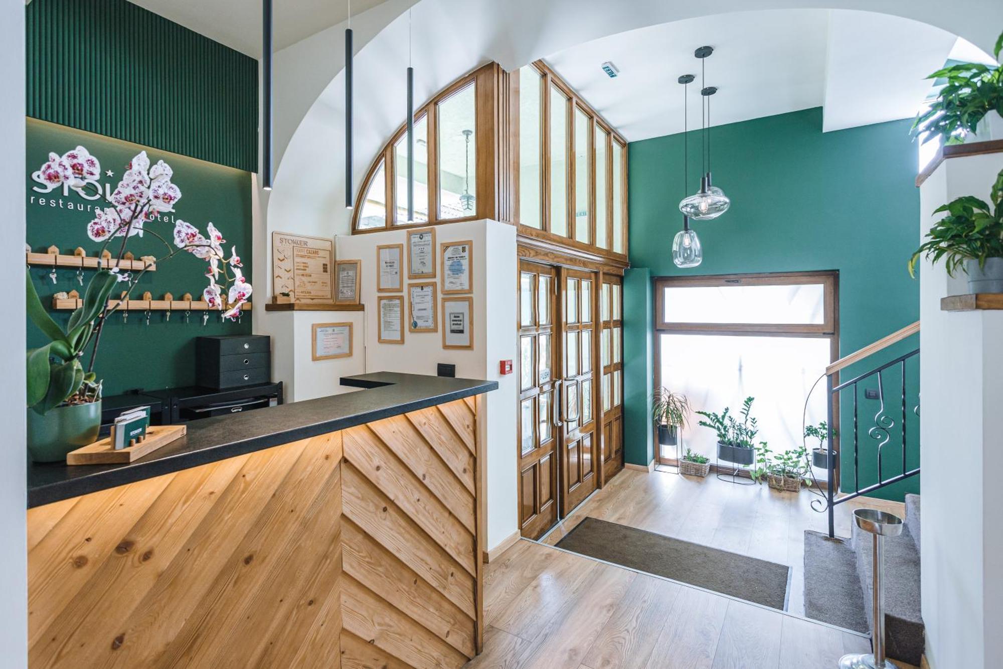Stokker Hotel 오라데아 외부 사진