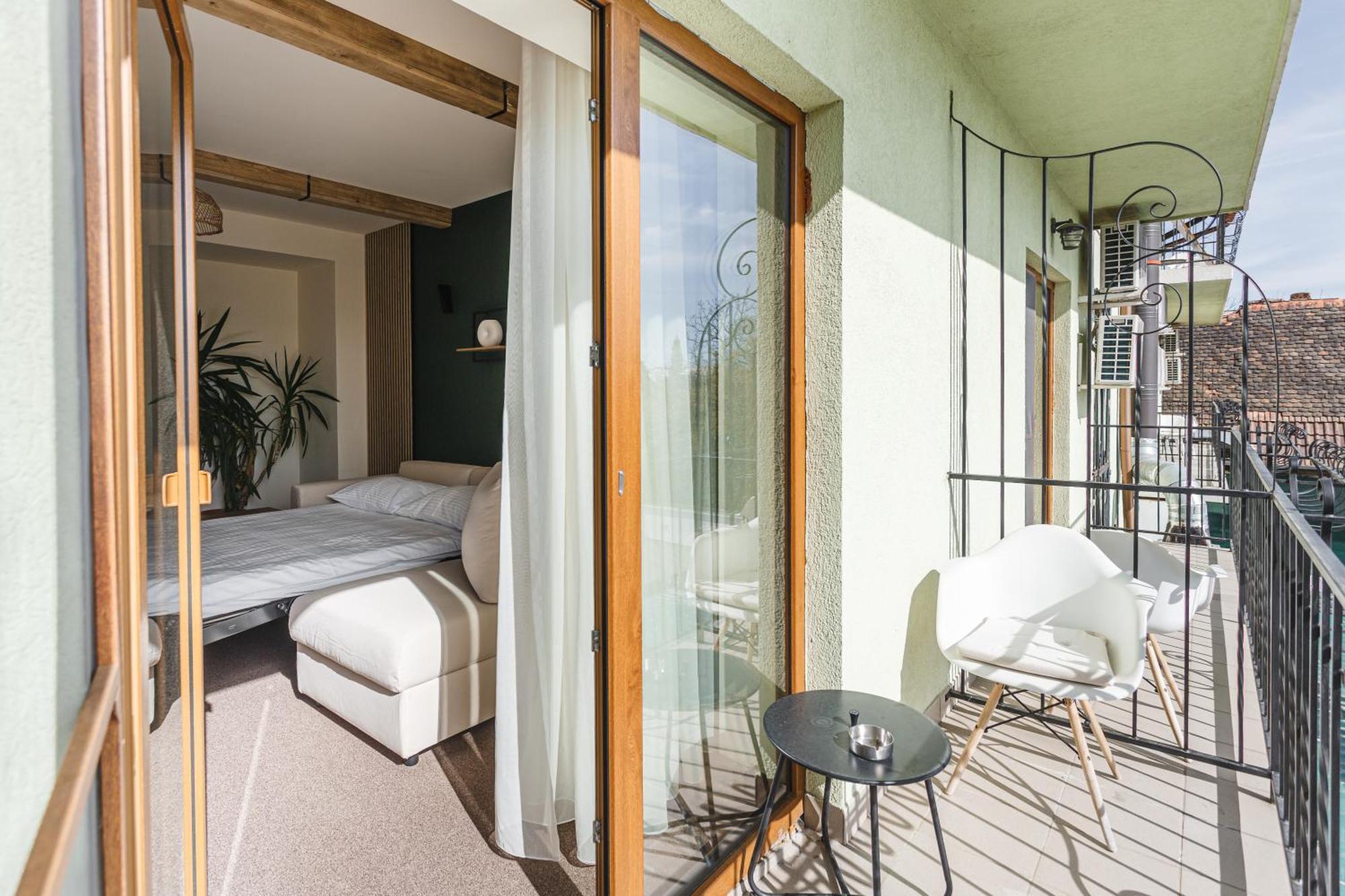 Stokker Hotel 오라데아 외부 사진